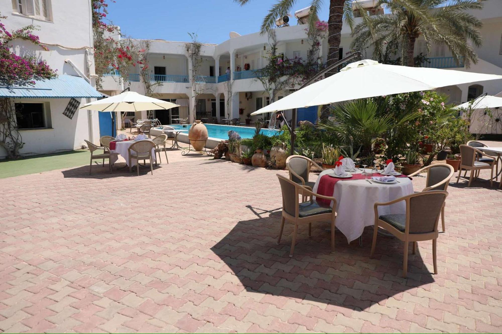 Appart Hotel Rodes Mezraia Exterior foto